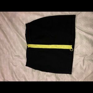 Front zip jean skirt. Never worn.